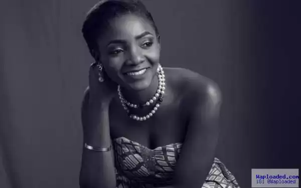 It Is Very Difficult For An Artiste To Succeed Independently Before Being Signed To A Label – Simi